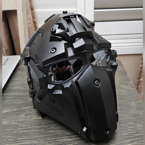Airsoft Tactical Black Full Face Helmet. Cosplay, Helmet, Role Playing Film Prop - Picture 2 of 8